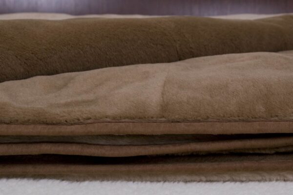 0020 Kołdra wełniana Camel z wełny wielbłądziej Królewska 200x200