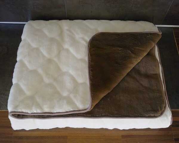 0170 Kołdra z wełny Camel Ciemny + Kaszmir Wytłaczany 140x200 stan magazynowy 1 sztuka