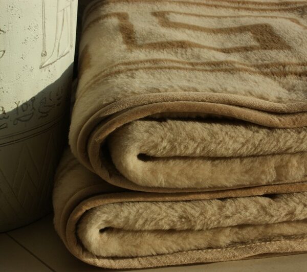 0791 Koc wełniany Camel z wełny wielbłądziej JASNY GREKA 140x200 brak