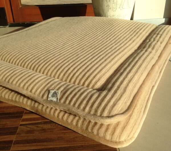 Materac z wełny Camel Jasny Szerokie Pasy  90x200