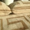 Pościel wełniana Camel z wełny wielbłądziej Jasna Greka 200x200 + Materac wełniany