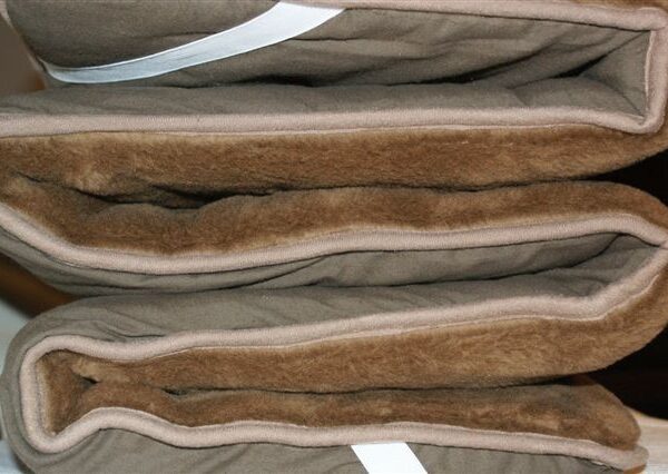 Materac z wełny wielbłądziej Camel Ciemny Brown  90x200