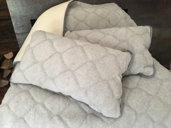 11 Pościel z wełny Alpaki Silver Caro Kaszmir Gładki 240x200 + Podkład wełniany