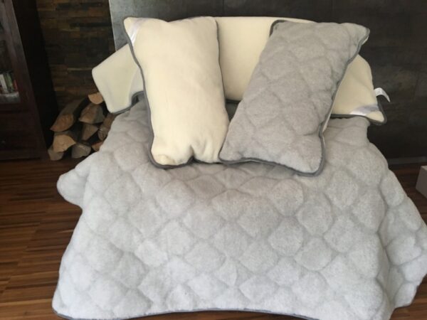 15 Pościel z wełny Alpaki Silver Caro Kaszmir Gładki 240x200 + Podkład wełniany