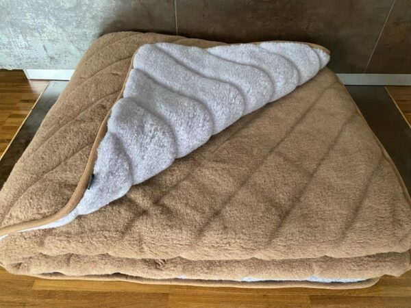 Kołdra z wełny Alpaki Alpina Pasy Camel Ciemny Pasy 160x200