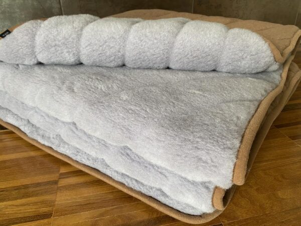 Kołdra z wełny Alpaki Silver Pasy Camel Ciemny Pasy 140x200