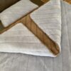 Pościel z wełny Alpaki Silver Pasy Camel Ciemny Pasy 140x200 + Materac wełniany