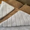 Pościel z wełny Alpaki Silver Pasy Camel Ciemny Pasy 160x200 + Materac wełniany