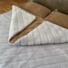 Pościel z wełny Alpaki Silver Pasy Camel Ciemny Pasy 160x200 + Materac wełniany