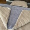 Pościel z wełny Alpaki Alpina Pasy Camel Jasny Pasy 140x200 + Materac wełniany