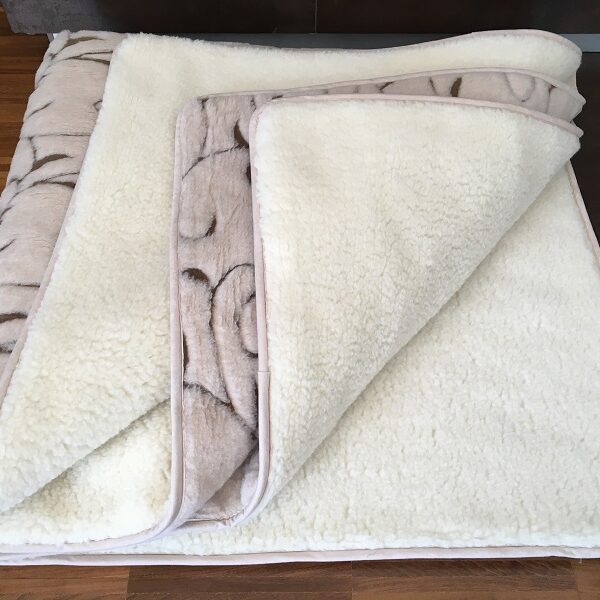 Koldra-Camel-Rampicanti-Merynos-Tumbler-140x200-240x200-1 Kołdra z wełny Merynos Tumbler + Camel Jasny Rampicanti 140x200