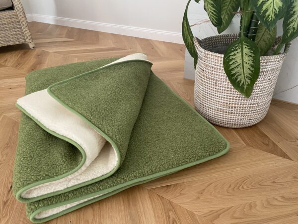 Kołdra z wełny Merynos Tumbler Jasna Zieleń + Tumbler Biały 180x200