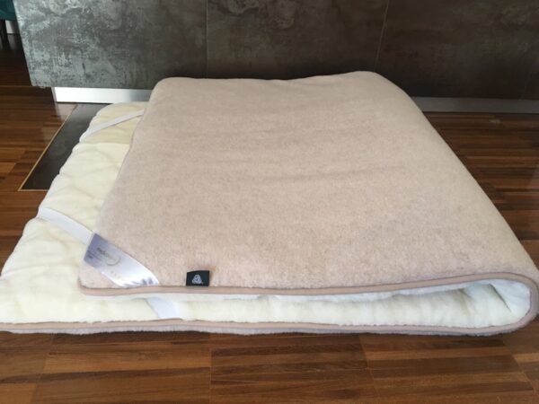 Materac z wełny Kaszmir Caro + Camel Jasny 120x200