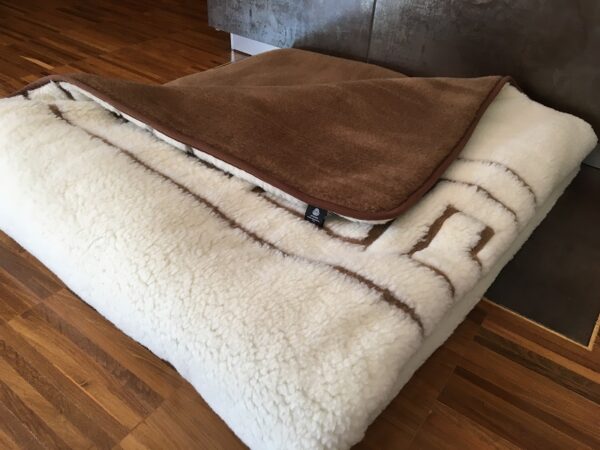 Posciel-Merynos-Greka-Camel-Ciemny-140x200-13 Pościel z wełny Camel Ciemny + Merynos Tumbler Greka 140x200
