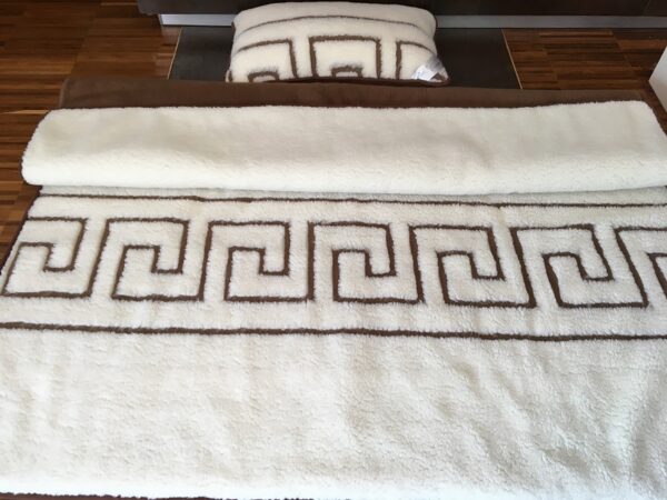 Posciel-Merynos-Greka-Camel-Ciemny-140x200-23 Pościel z wełny Camel Ciemny + Merynos Tumbler Greka 140x200
