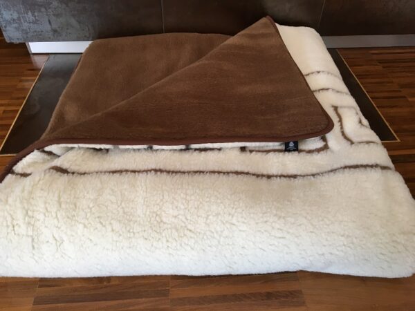 Posciel-Merynos-Greka-Camel-Ciemny-140x200-32 Pościel z wełny Camel Ciemny + Merynos Tumbler Greka 140x200