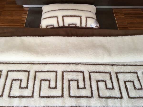 Posciel-Merynos-Greka-Camel-Ciemny-140x200-34 Pościel z wełny Camel Ciemny + Merynos Tumbler Greka 140x200