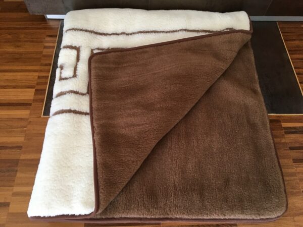 Posciel-Merynos-Greka-Camel-Ciemny-140x200-57 Pościel z wełny Camel Ciemny + Merynos Tumbler Greka 140x200