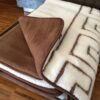 Posciel-Merynos-Greka-Camel-Ciemny-140x200-61 Pościel z wełny Camel Ciemny + Merynos Tumbler Greka 140x200