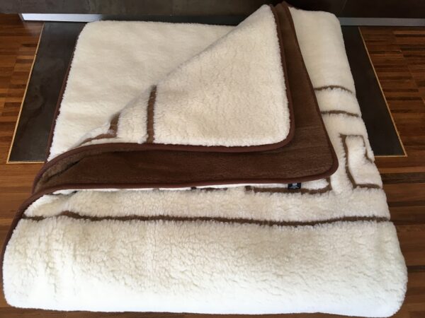 Posciel-Merynos-Greka-Camel-Ciemny-160x200-240x200-10 Pościel z wełny Camel Ciemny + Merynos Tumbler Greka 160x200