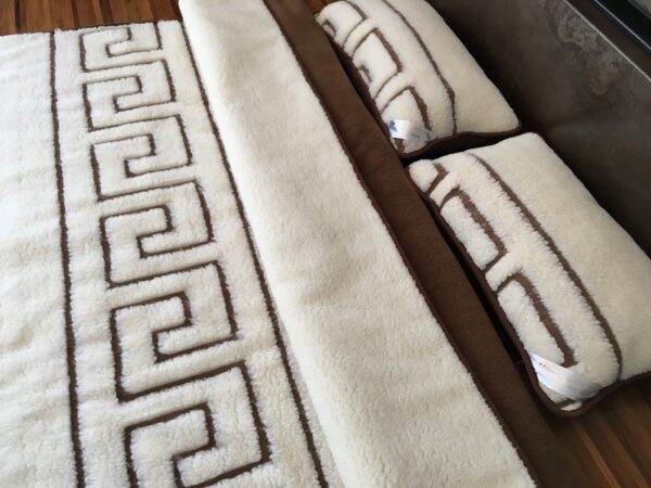 Posciel-Merynos-Greka-Camel-Ciemny-160x200-240x200-33 Pościel z wełny Camel Ciemny + Merynos Tumbler Greka 160x200