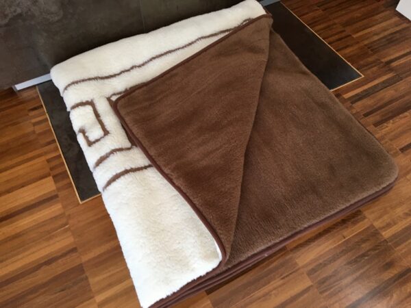 Posciel-Merynos-Greka-Camel-Ciemny-160x200-240x200-41 Pościel z wełny Camel Ciemny + Merynos Tumbler Greka 160x200