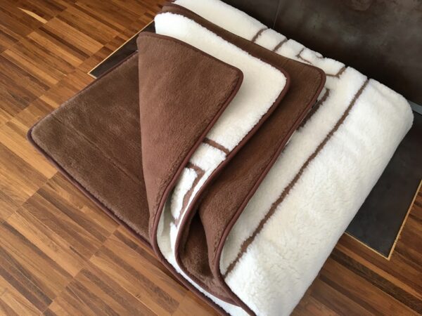 Posciel-Merynos-Greka-Camel-Ciemny-160x200-240x200-85 Pościel z wełny Camel Ciemny + Merynos Tumbler Greka 160x200