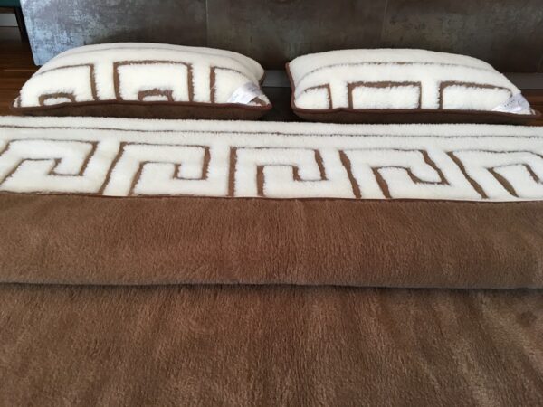 Posciel-Merynos-Greka-Camel-Ciemny-160x200-240x200-94 Pościel z wełny Camel Ciemny + Merynos Tumbler Greka 160x200