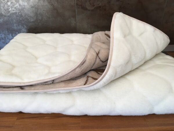 Posciel-Camel-Rampicanti-Kaszmir-Caro-160x200-240x200-50 Pościel z wełny Camel Jasny Rampicanti + Kaszmir Caro 240x200