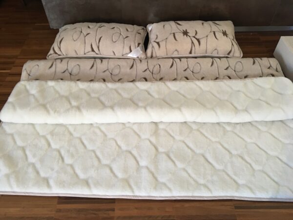 Posciel-Camel-Rampicanti-Kaszmir-Caro-160x200-240x200-54 Pościel z wełny Camel Jasny Rampicanti + Kaszmir Caro 240x200