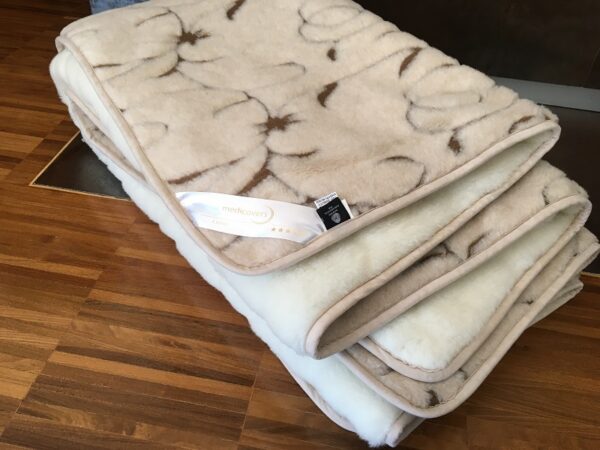 Posciel-Camel-Rampicanti-Kaszmir-Caro-160x200-240x200-56 Pościel z wełny Camel Jasny Rampicanti + Kaszmir Caro 240x200