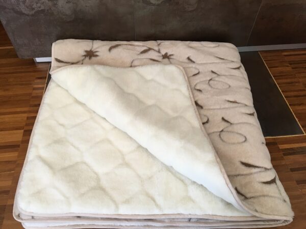 Posciel-Camel-Rampicanti-Kaszmir-Caro-160x200-240x200-64 Pościel z wełny Camel Jasny Rampicanti + Kaszmir Caro 240x200
