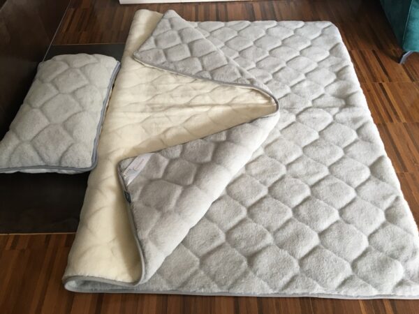 Pościel z wełny Alpaki Silver Caro Kaszmir Caro 140x200 stan magazynowy 4 sztuki