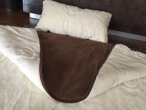 23 Pościel z wełny Camel Ciemny + Kaszmir Róża 140x200 + Materac wełniany