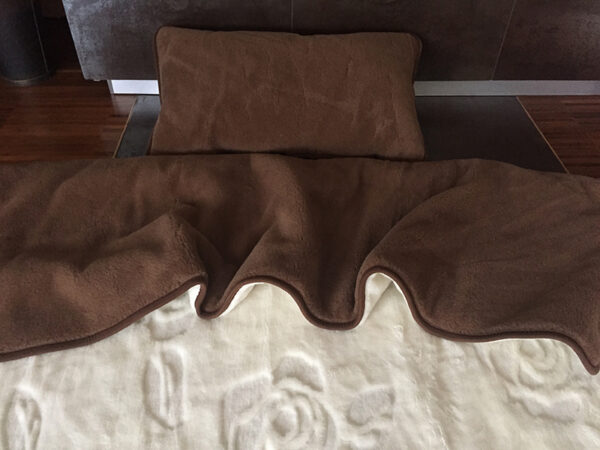 7 Pościel z wełny Camel Ciemny + Kaszmir Róża 140x200 + Materac wełniany