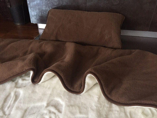 8 Pościel z wełny Camel Ciemny + Kaszmir Róża 140x200 + Materac wełniany