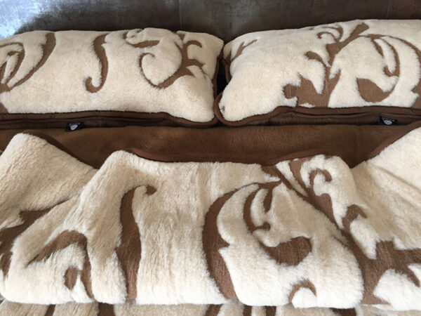 Pościel wełniana Camel z wełny wielbłądziej Szlachecka 220x200 + Materac wełniany