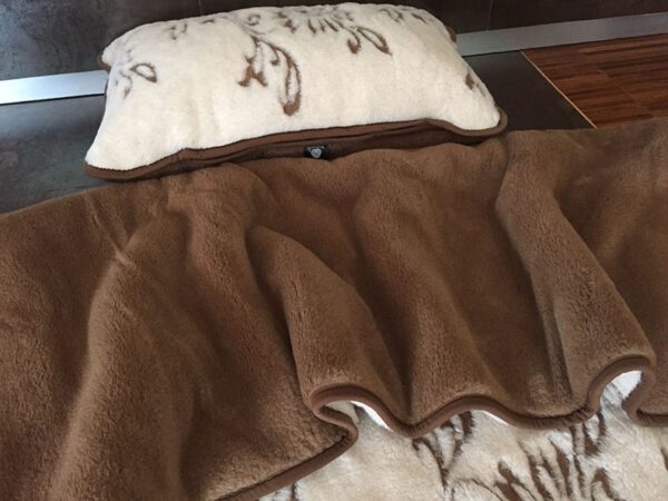16 Pościel wełniana Camel z wełny wielbłądziej Aruba 140x200 + Materac wełniany