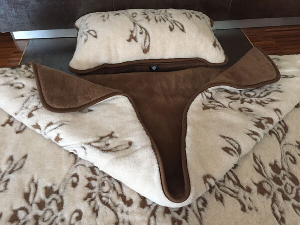 21 Pościel wełniana Camel z wełny wielbłądziej Aruba 140x200 + Materac wełniany