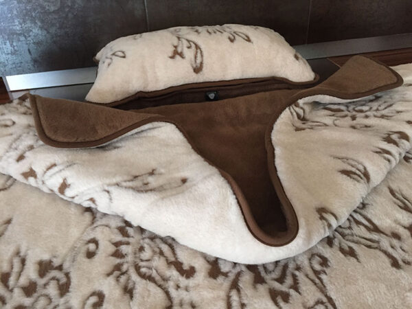 22 Pościel wełniana Camel z wełny wielbłądziej Aruba 140x200 + Materac wełniany