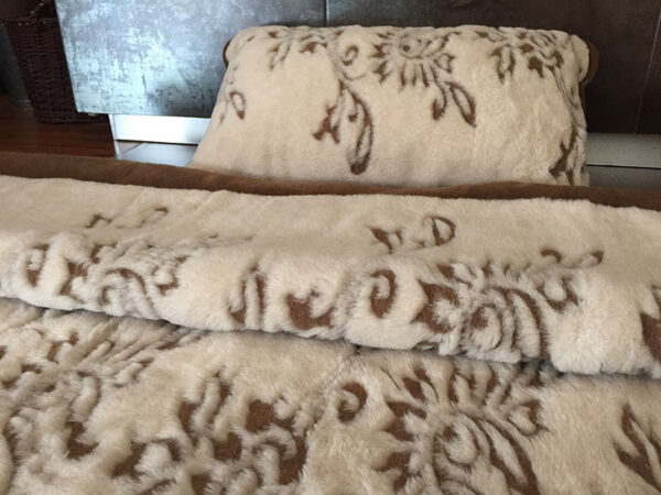 23 Pościel wełniana Camel z wełny wielbłądziej Aruba 140x200 + Materac wełniany
