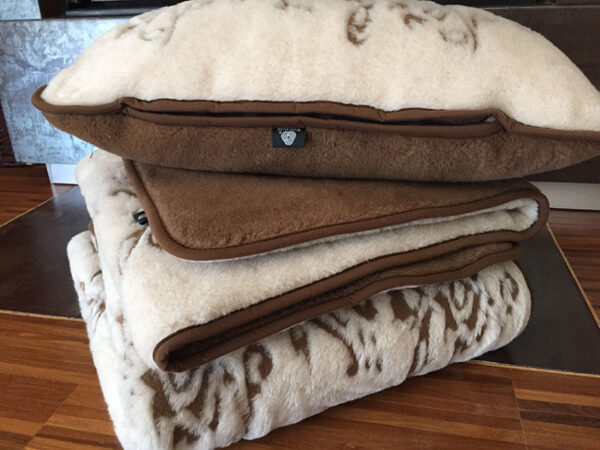 26 Pościel wełniana Camel z wełny wielbłądziej Aruba 140x200 + Materac wełniany