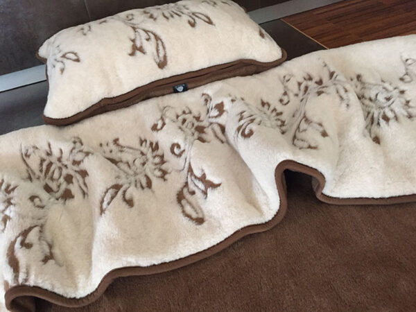 6 Pościel wełniana Camel z wełny wielbłądziej Aruba 140x200 + Materac wełniany