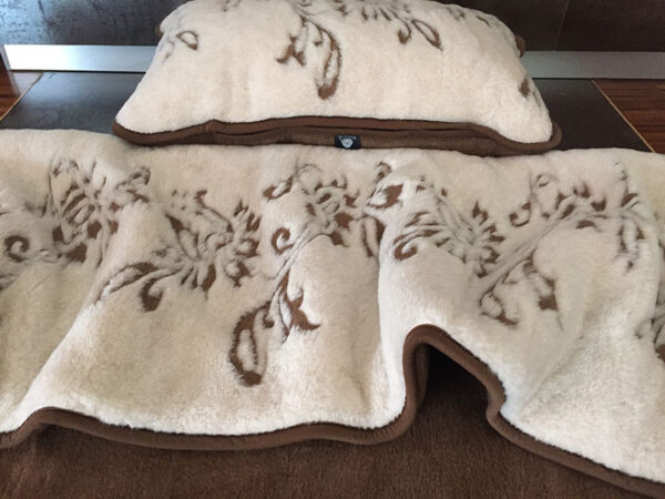 9 Pościel wełniana Camel z wełny wielbłądziej Aruba 140x200 + Materac wełniany