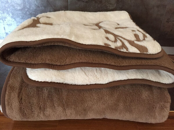 28 Kołdra wełniana Camel z wełny wielbłądziej Szlachecka 160x200