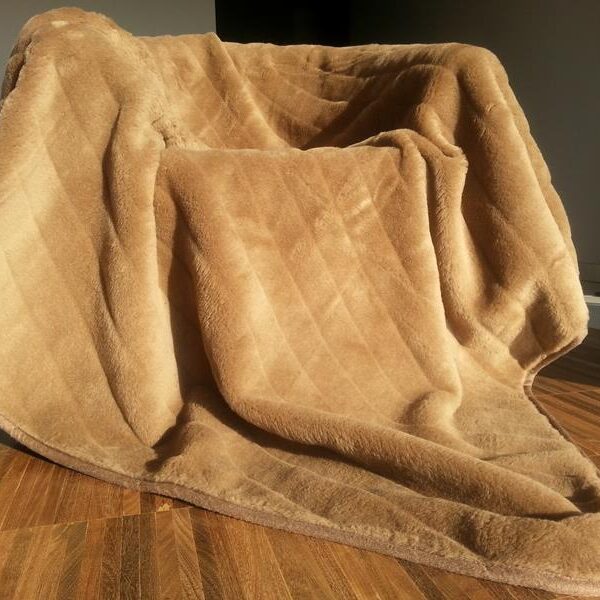 4878 Koc wełniany Camel z wełny wielbłądziej CIEMNY PASY 140x200