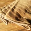Koc wełniany Camel z wełny wielbłądziej CIEMNY PASY 140x200