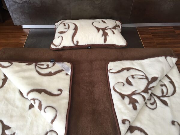 11 Pościel z wełny Camel Ciemny + Kaszmir Szlachecki 140x200 + Materac wełniany