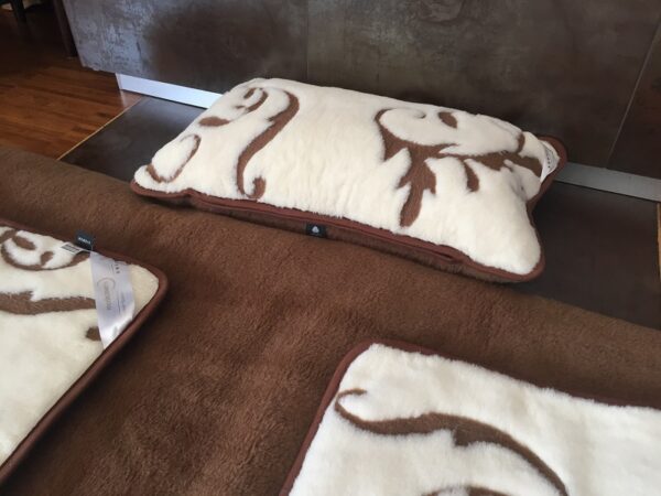 15 Pościel z wełny Camel Ciemny + Kaszmir Szlachecki 140x200 + Materac wełniany