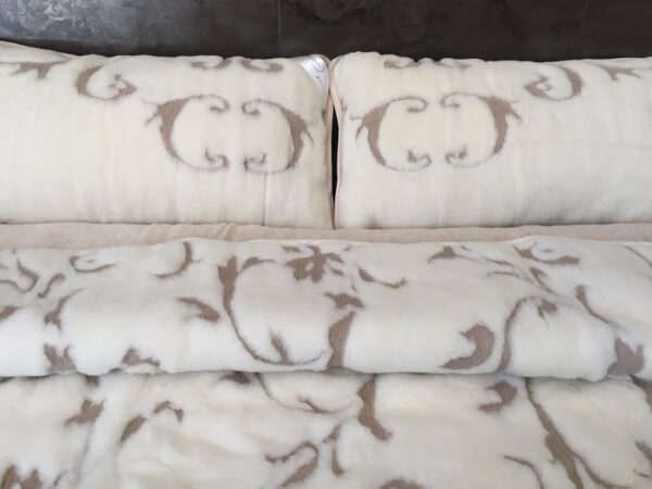 17 Pościel z wełny Camel Jasny + Kaszmir Szlachecki 160x200 + Materac wełniany